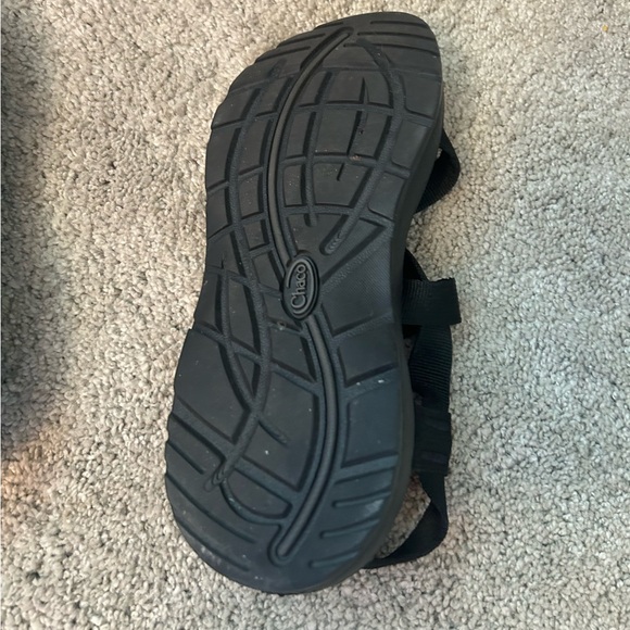 Black size 6 women’s Chaco Cloud Z2 sandals - Picture 2 of 5